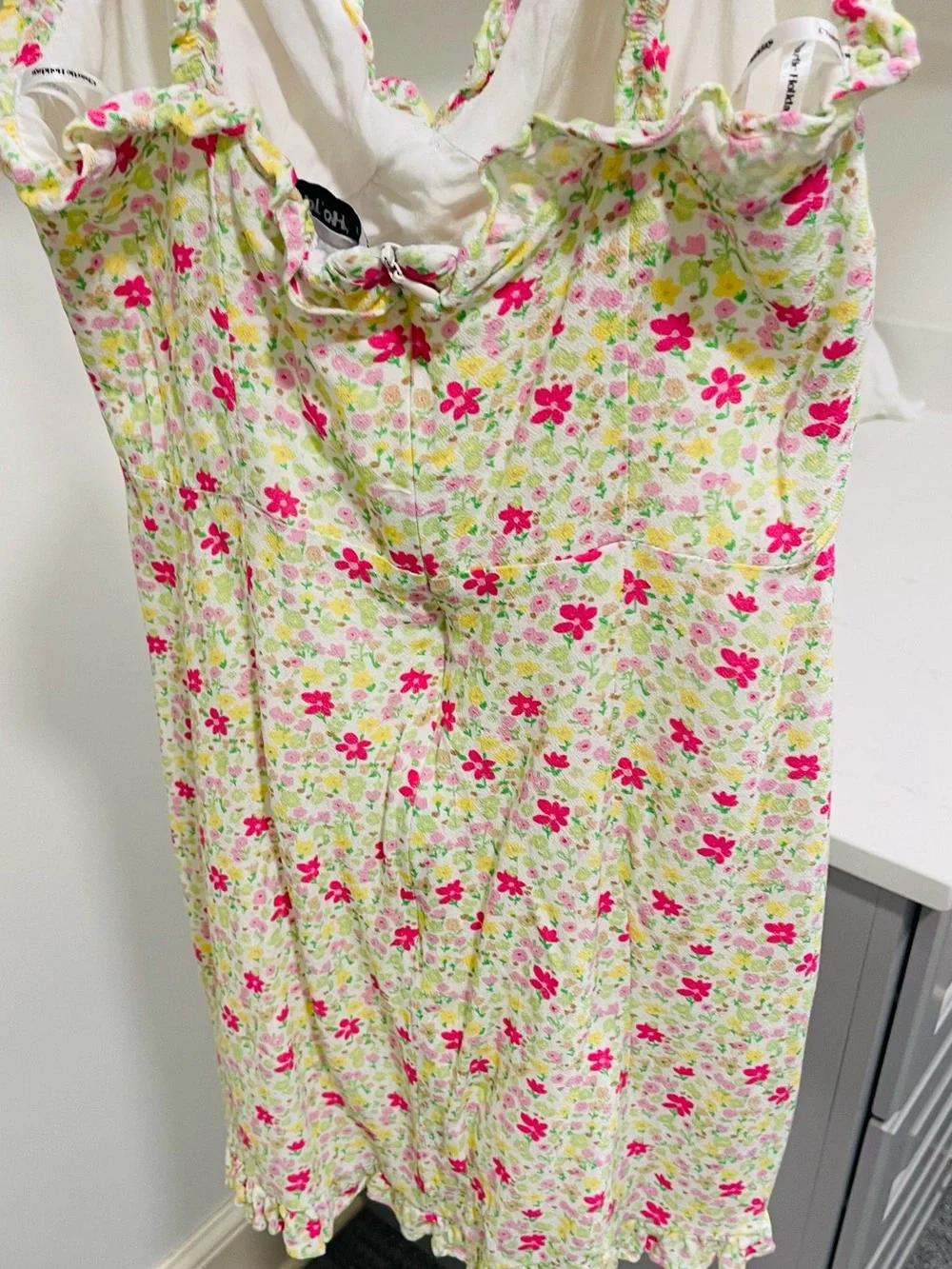 Charlie Holiday Floral Ruffle Mini Dress EUC - Picture 7 of 16